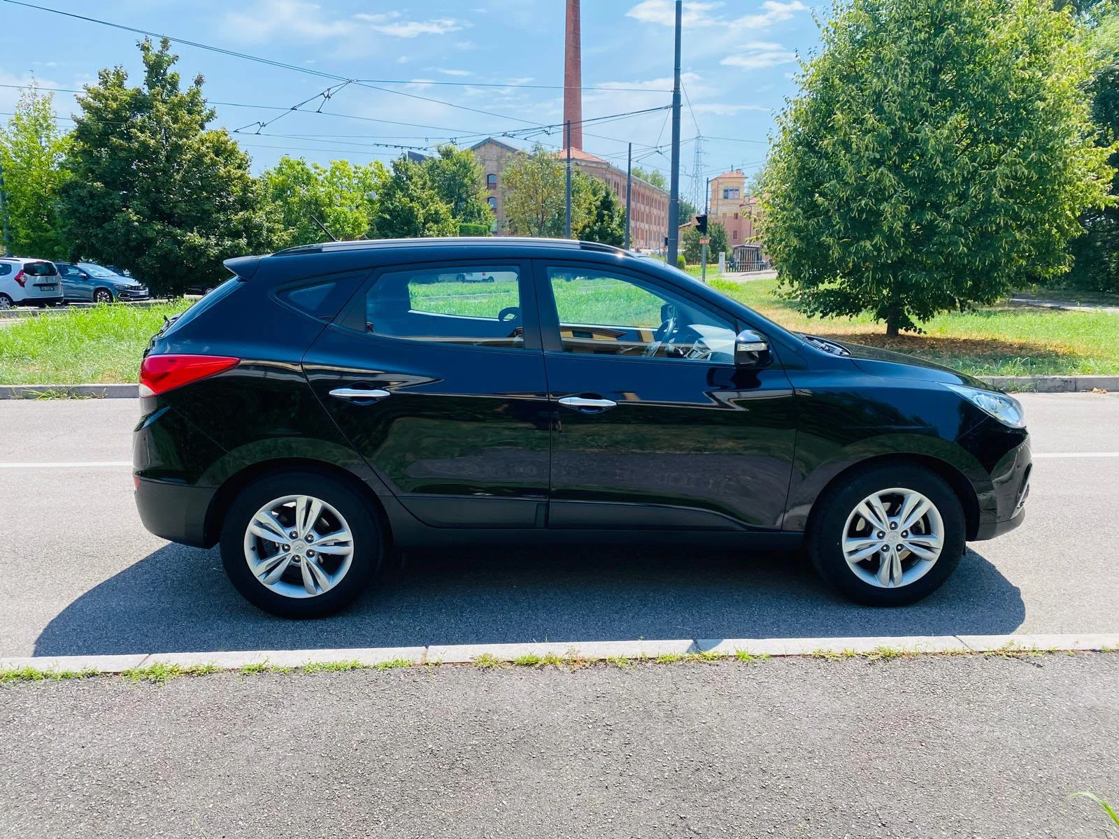 Hyundai IX35, снимка 12 - Автомобили и джипове - 55320929