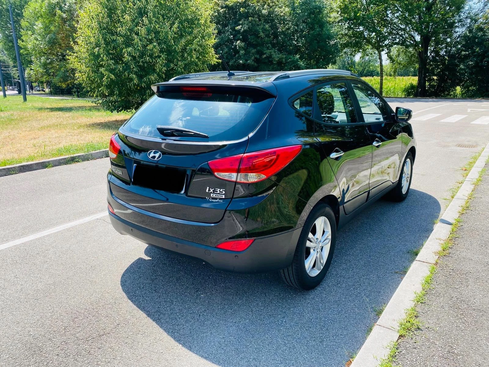 Hyundai IX35, снимка 4 - Автомобили и джипове - 55320929