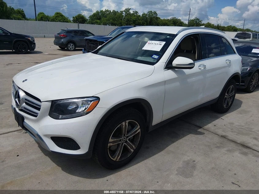 Mercedes-Benz GLC 300 2.0l, снимка 2 - Автомобили и джипове - 55569500