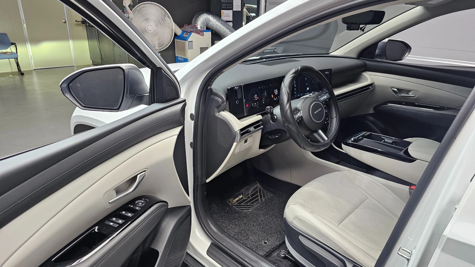 Hyundai Tucson PREMIUM 4WD * ОБДУХ * DIS * KAMEPA, снимка 11 - Автомобили и джипове - 55817854