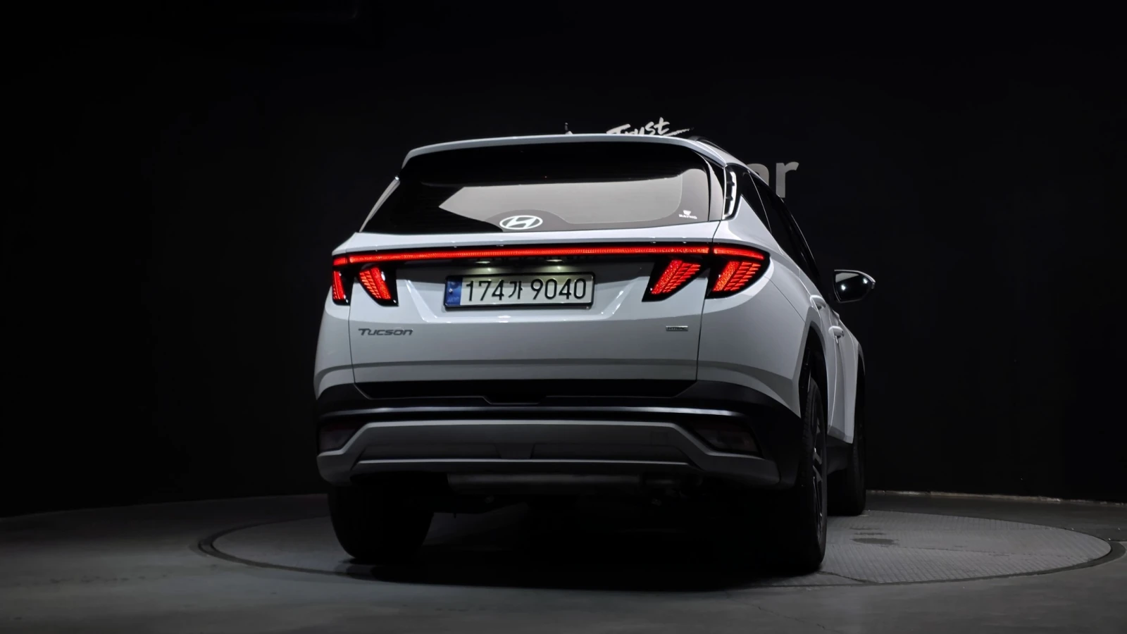 Hyundai Tucson PREMIUM 4WD * ОБДУХ * DIS * KAMEPA, снимка 4 - Автомобили и джипове - 55817854