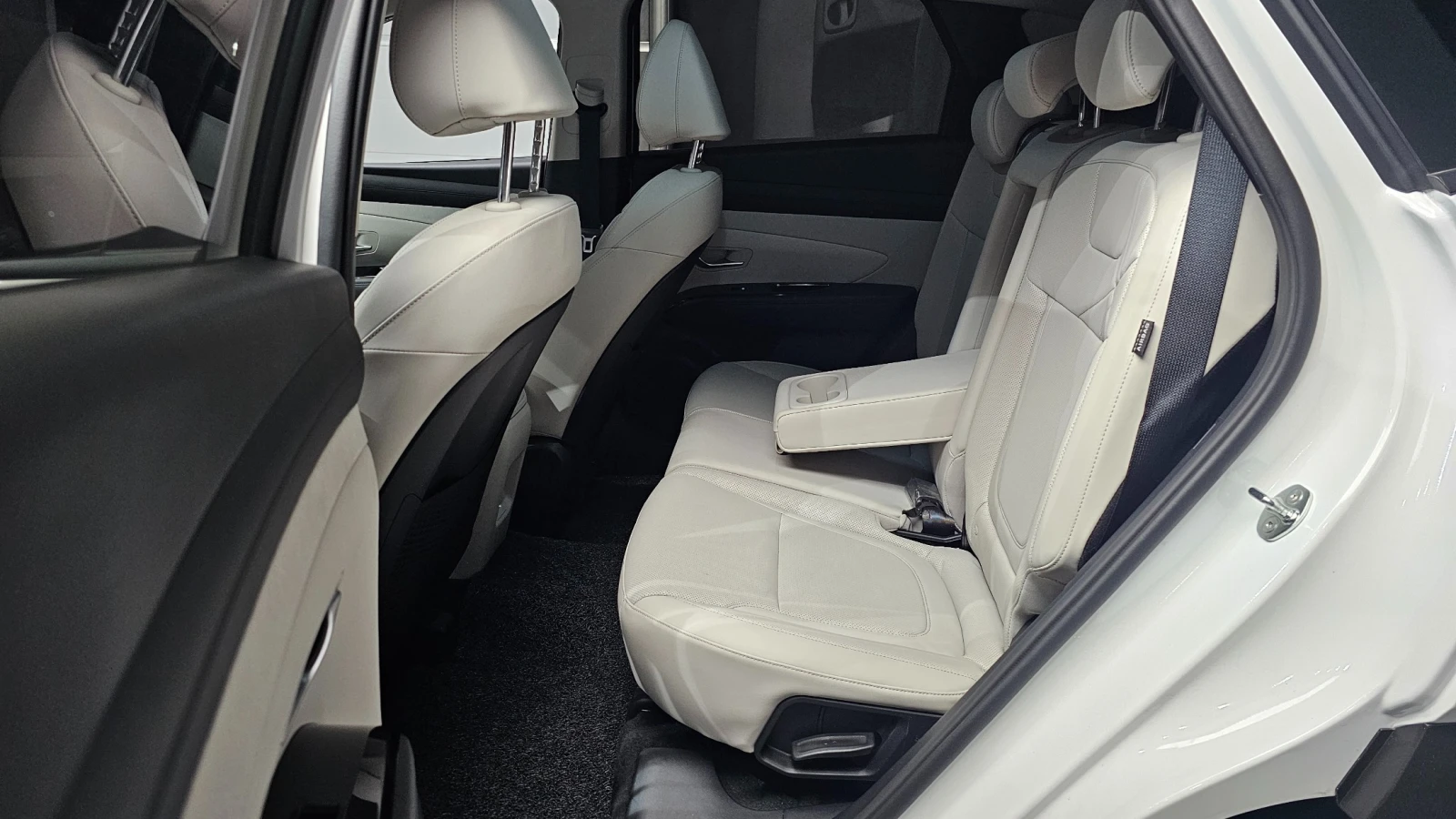 Hyundai Tucson PREMIUM 4WD * ОБДУХ * DIS * KAMEPA, снимка 13 - Автомобили и джипове - 55817854