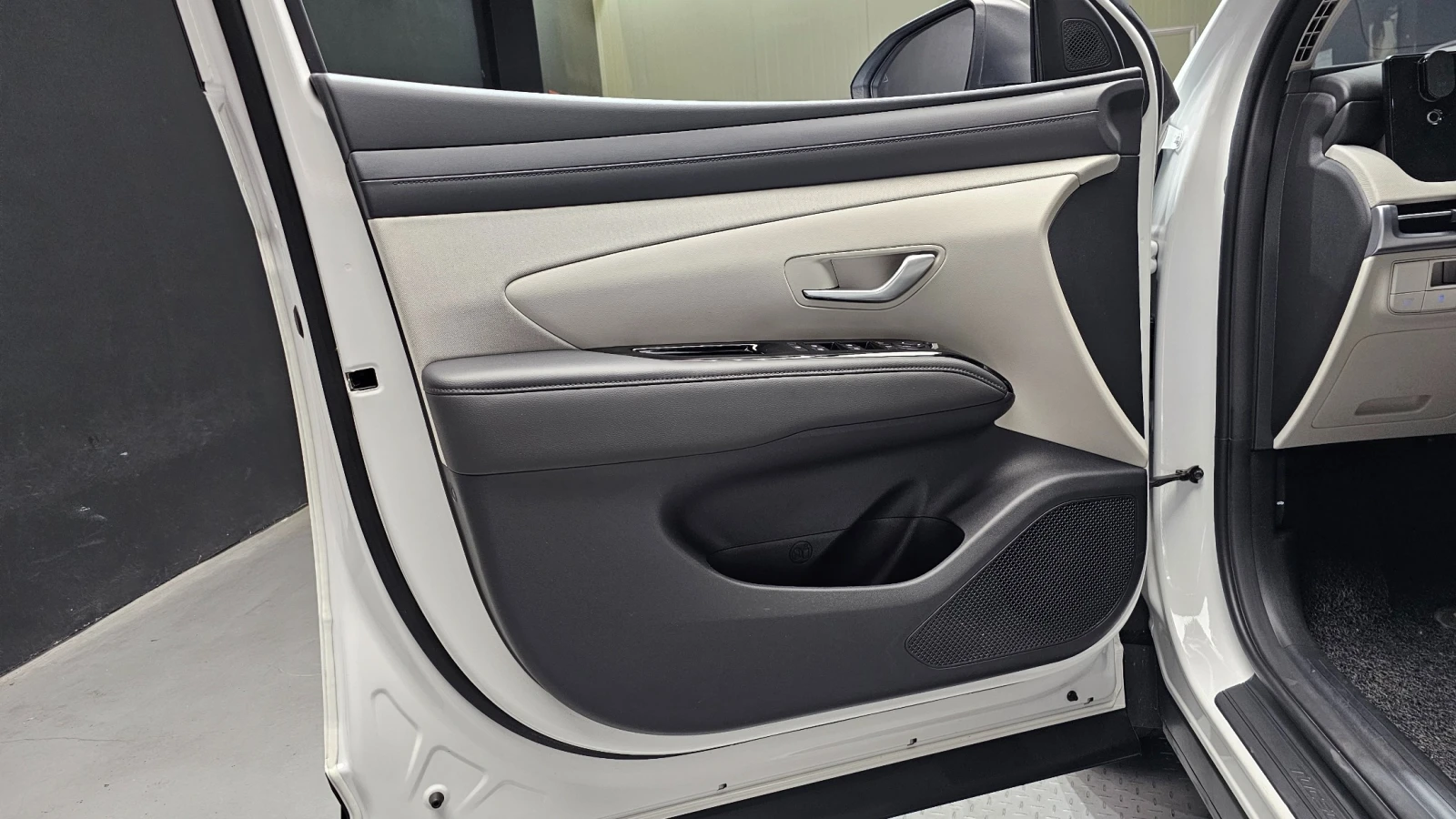 Hyundai Tucson PREMIUM 4WD * ОБДУХ * DIS * KAMEPA, снимка 10 - Автомобили и джипове - 55817854