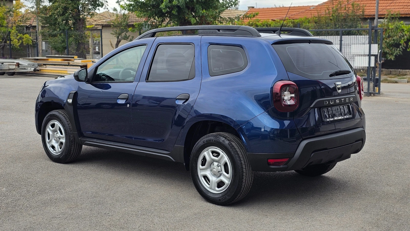 Dacia Duster 1.5dCi 6SP IT-ИСТОРИЯ-ТОП СЪСТ.-ЛИЗИНГ, снимка 4 - Автомобили и джипове - 56234027