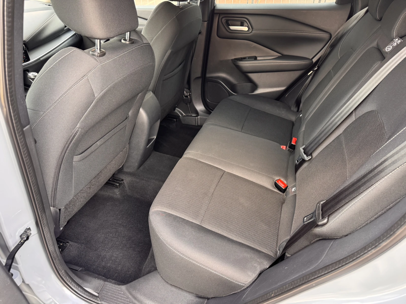 Nissan Qashqai ACENTA/1.3DIG-T/138K.C./6MT/�������� | Mobile.bg � ����������� 10