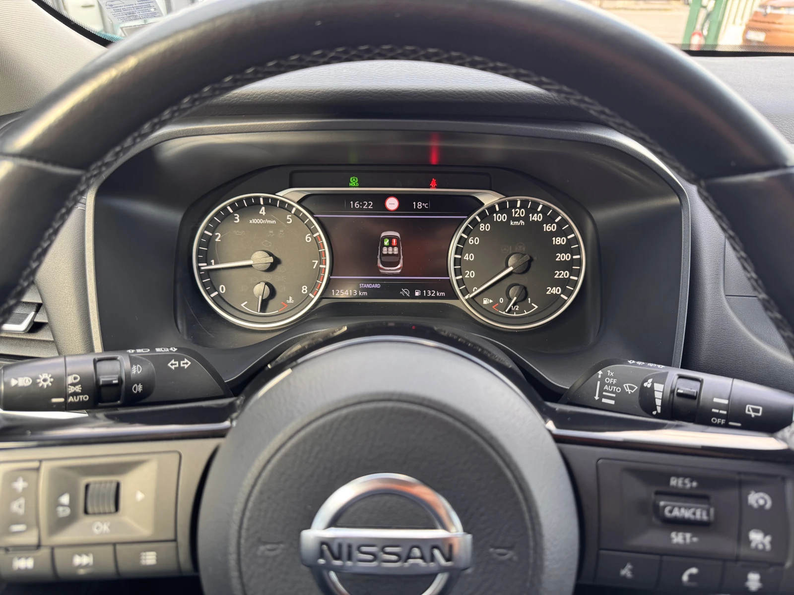 Nissan Qashqai ACENTA/1.3DIG-T/138K.C./6MT/�������� | Mobile.bg � ����������� 12