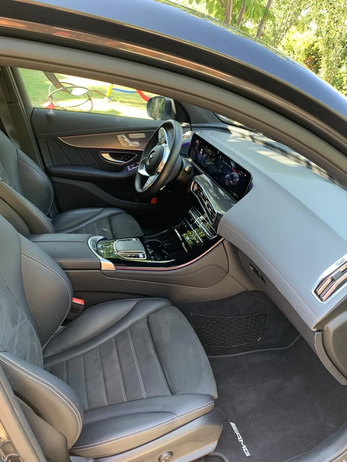 Mercedes-Benz EQC, снимка 11 - Автомобили и джипове - 56403922