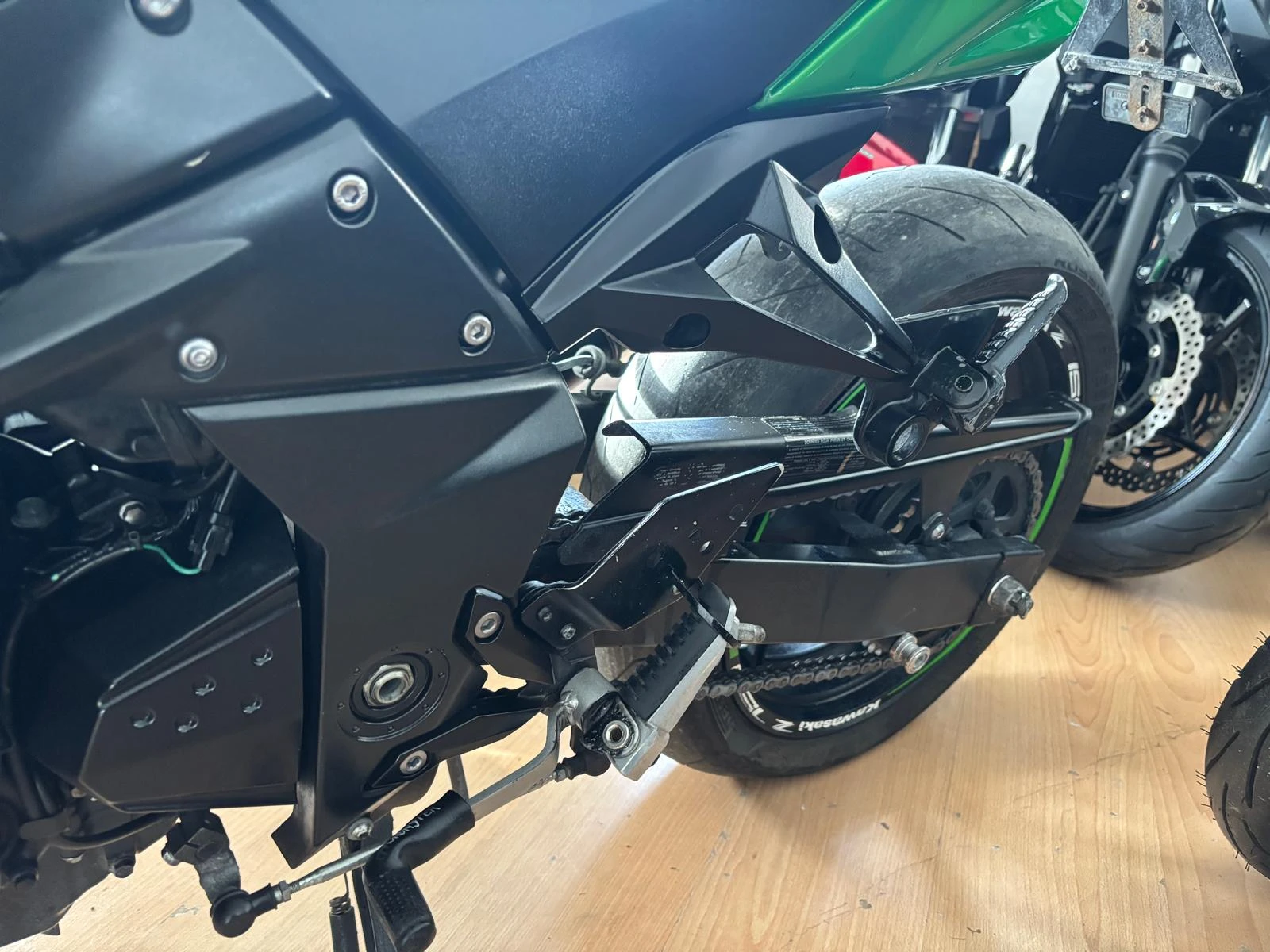 Kawasaki Z 750, снимка 8 - Мотоциклети и мототехника - 52313970