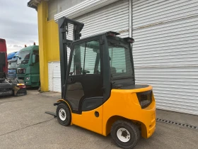 Мотокар Jungheinrich, снимка 3