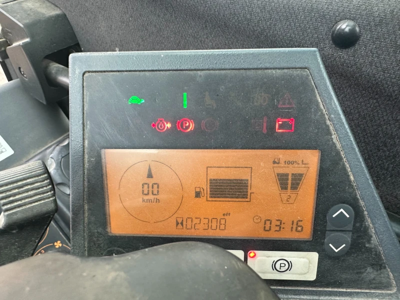 Мотокар Jungheinrich, снимка 13 - Индустриална техника - 52320460