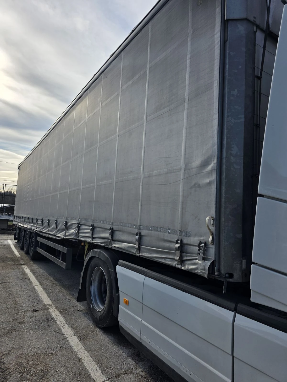 ����������� Schmitz Varios - 2�� | Mobile.bg � ����������� 2