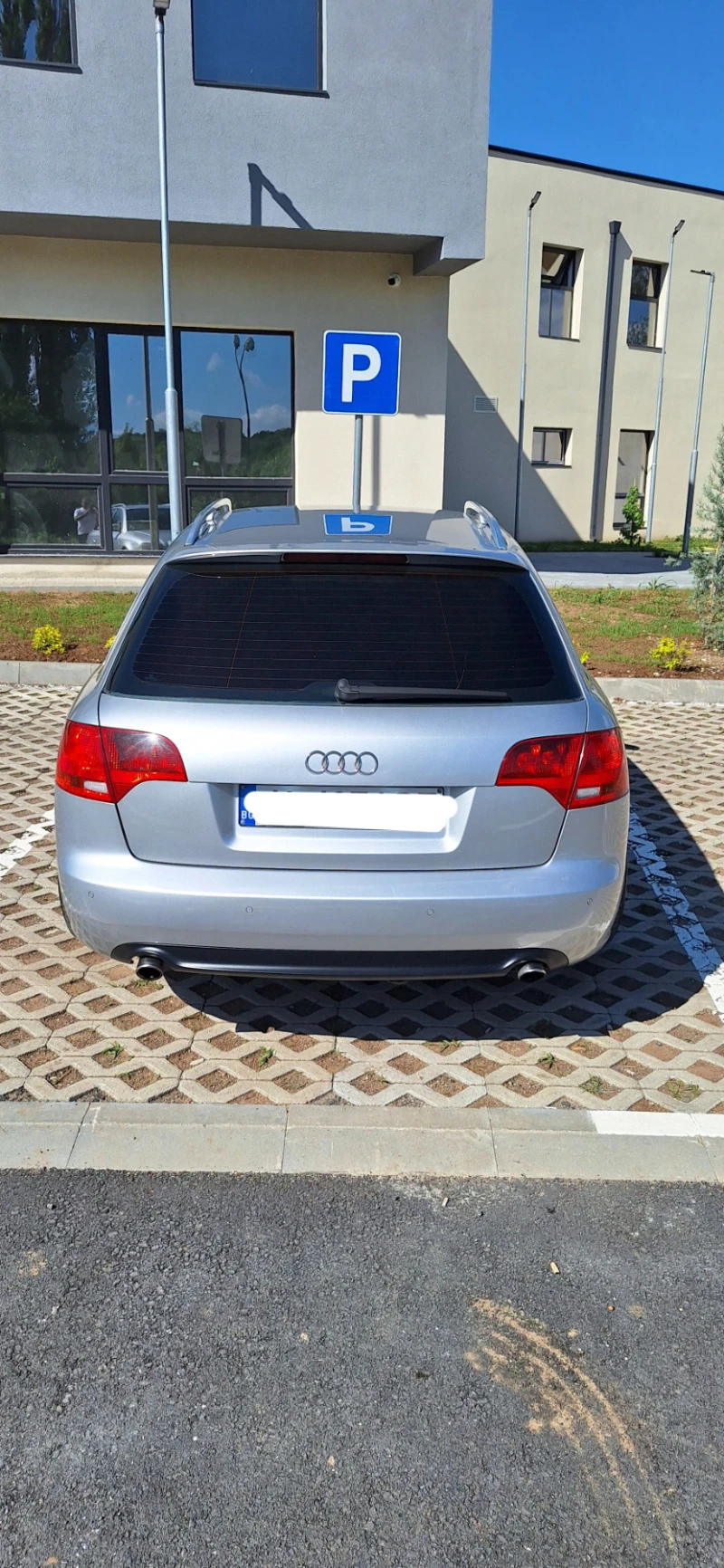 Audi A4 2.0 TDI, снимка 11 - Автомобили и джипове - 47552122