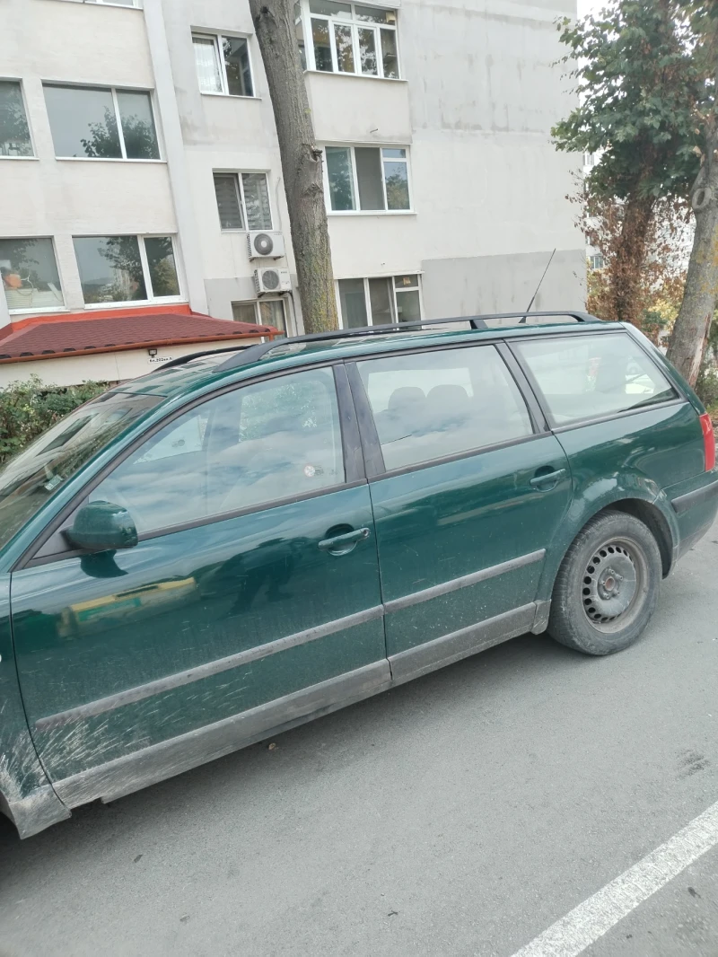 VW Passat, снимка 5 - Автомобили и джипове - 47082438