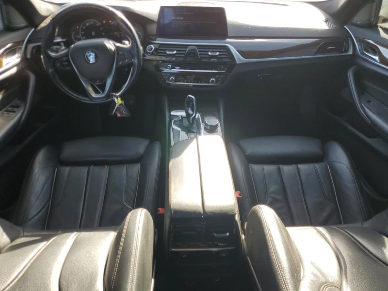 BMW 540 XI* HARMAN/KARDON* М.ТОЧКА* 360* KEYLESS, снимка 8 - Автомобили и джипове - 47739523