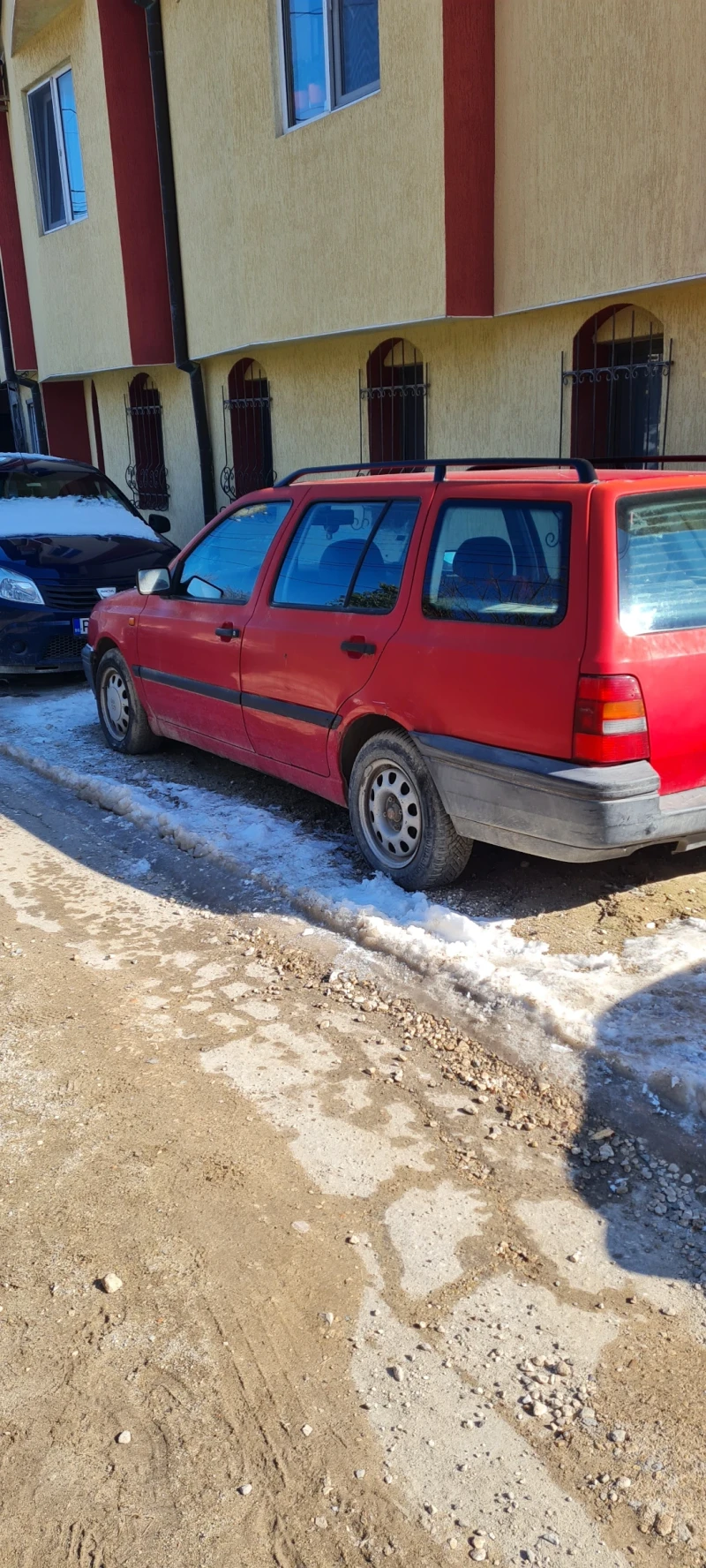 VW Golf 3 variant, снимка 1 - Автомобили и джипове - 49260602