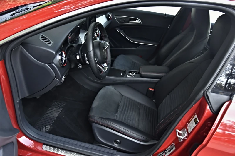 Mercedes-Benz CLA 250 2xAMG Optic 4-MATIC AWD R-KAMERA FULL NOV, снимка 8 - Автомобили и джипове - 52657201
