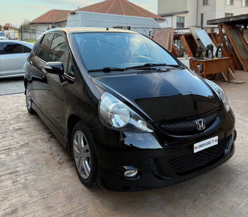 Honda Jazz 1.4i SPORT ШВЕЙЦАРИЯ 100% РЕАЛЕН ВИДЕО ЛИЗИНГ, снимка 3 - Автомобили и джипове - 52643915