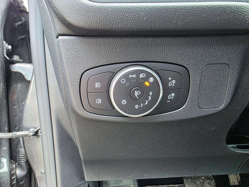 Ford Focus 1.0 EcoBoost mHEV, снимка 12 - Автомобили и джипове - 52667018