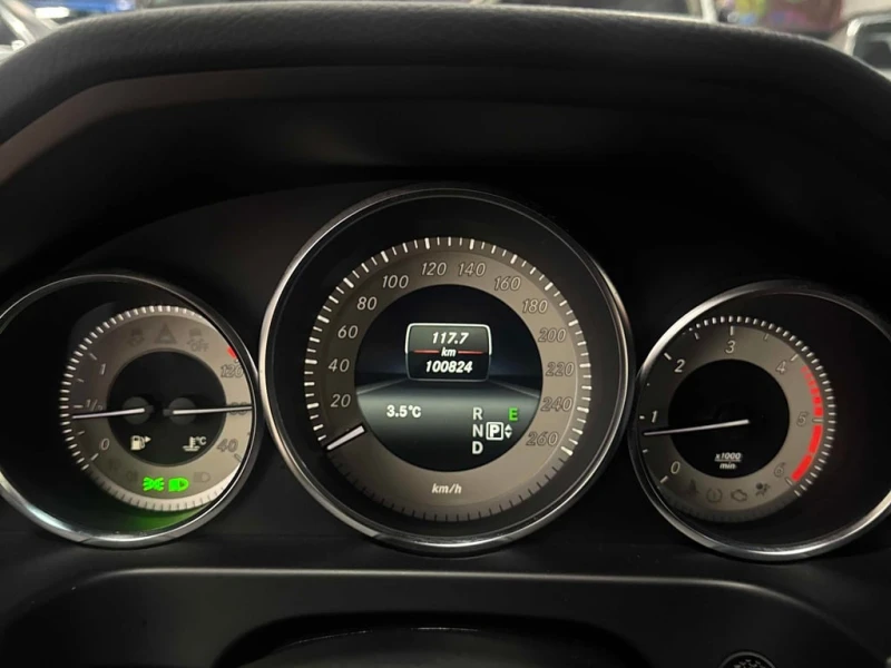 Mercedes-Benz E 250 2014 BlueTEC * БЕЗ ПЪРВОНАЧАЛНА ВНОСКА, снимка 8 - Автомобили и джипове - 52951917