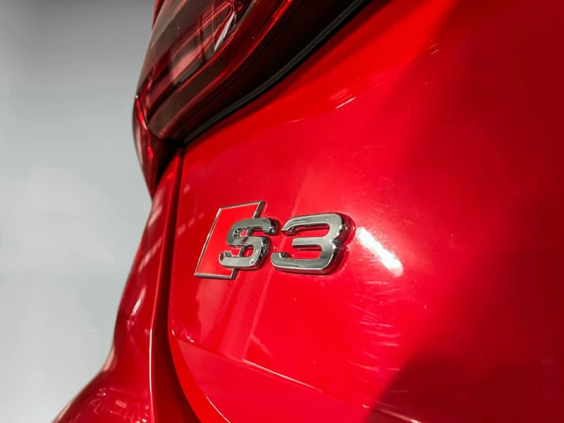 Audi S3 2.0T* quattro* Progressiv* АвтоКредит* (ЦЕНА ДО БГ, снимка 17 - Автомобили и джипове - 53235672
