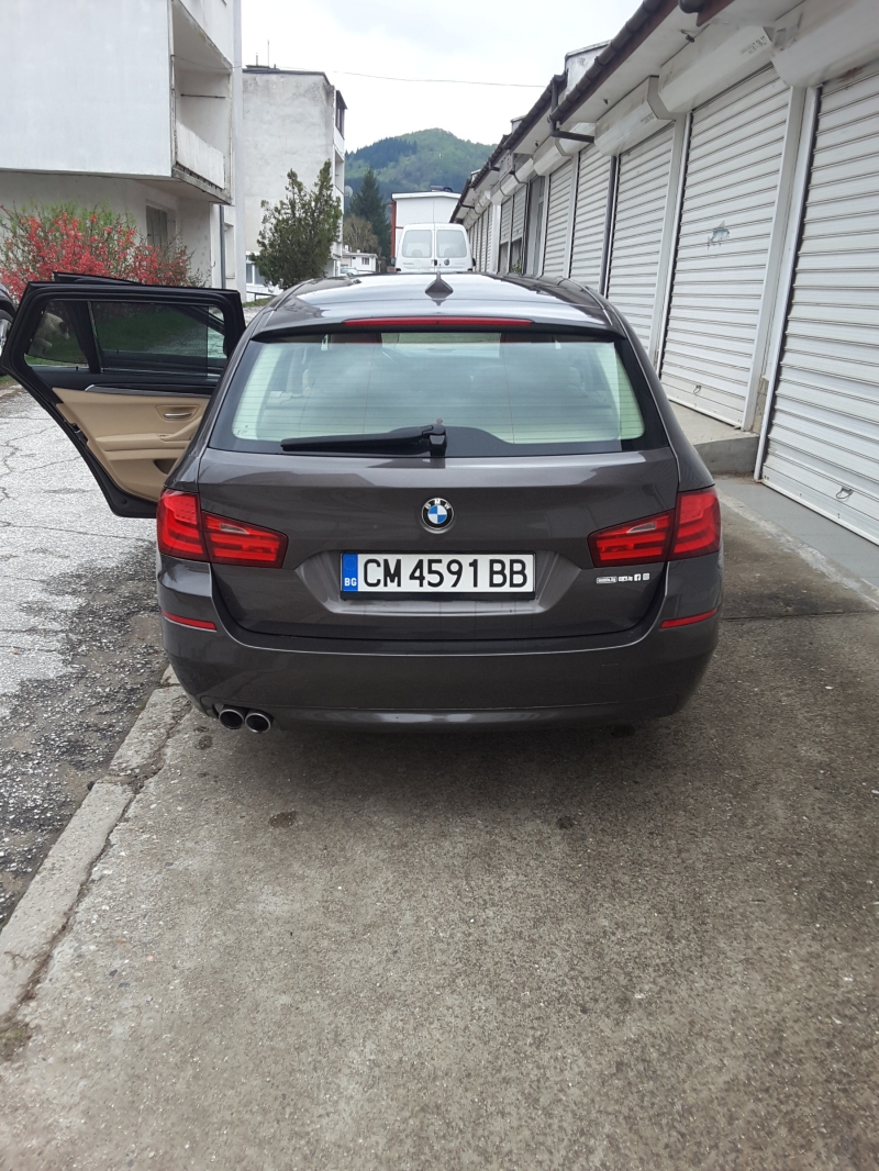 BMW 520, снимка 4 - Автомобили и джипове - 45431328