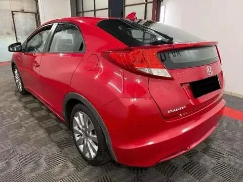 Honda Civic 2, 2i-CDTI-150k.c/FACE LIFT/LED/КАМЕРА/ПОДГРЕВ/ТОП, снимка 3 - Автомобили и джипове - 53211839