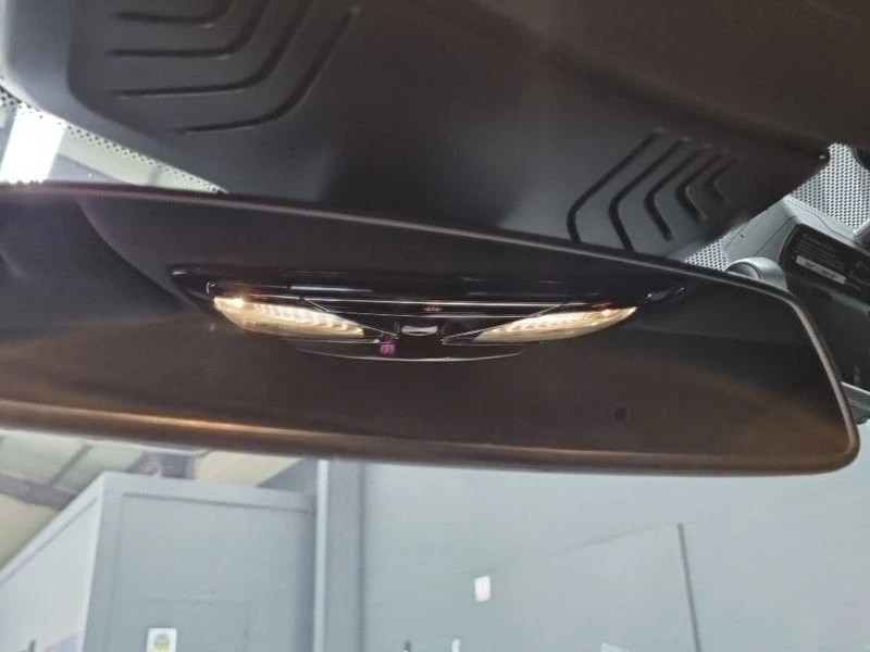 BMW 520 520i M Sport| 184к.с.| ВКЛ.ТЕХНОТЕСТ, снимка 13 - Автомобили и джипове - 55441826