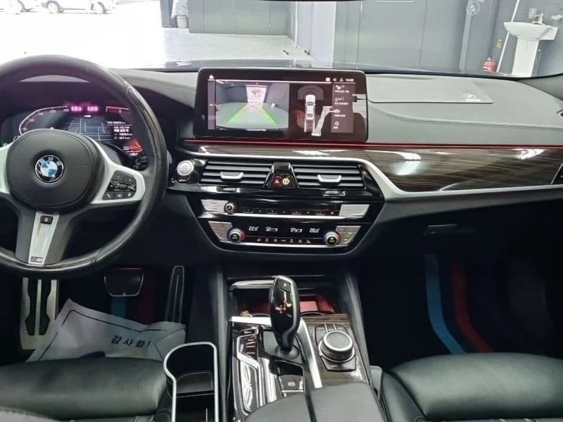 BMW 520 520i M Sport| 184к.с.| ВКЛ.ТЕХНОТЕСТ, снимка 5 - Автомобили и джипове - 55441826