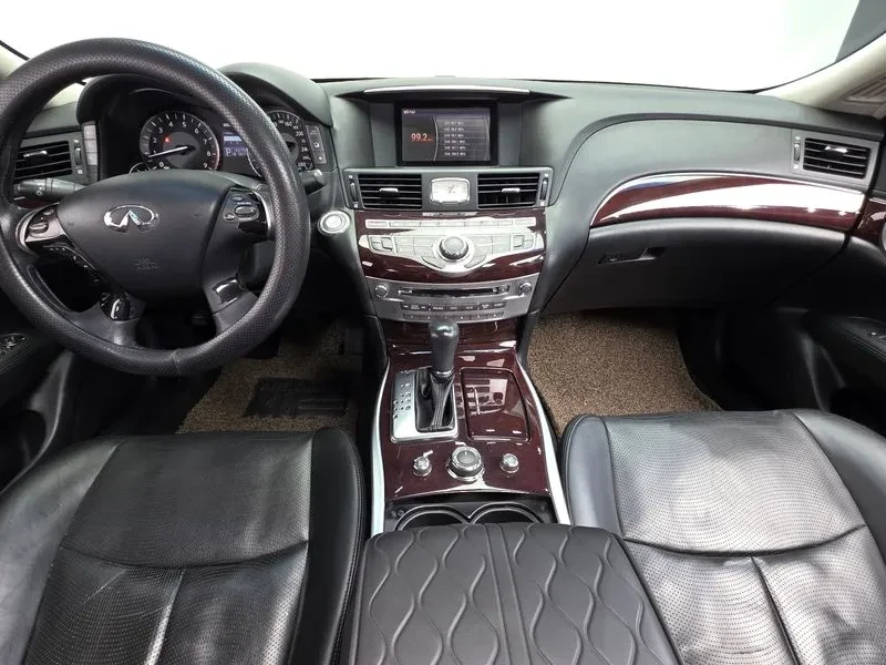 Infiniti M 37 3.7 - САМО 30% АВАНС, снимка 7 - Автомобили и джипове - 56285480