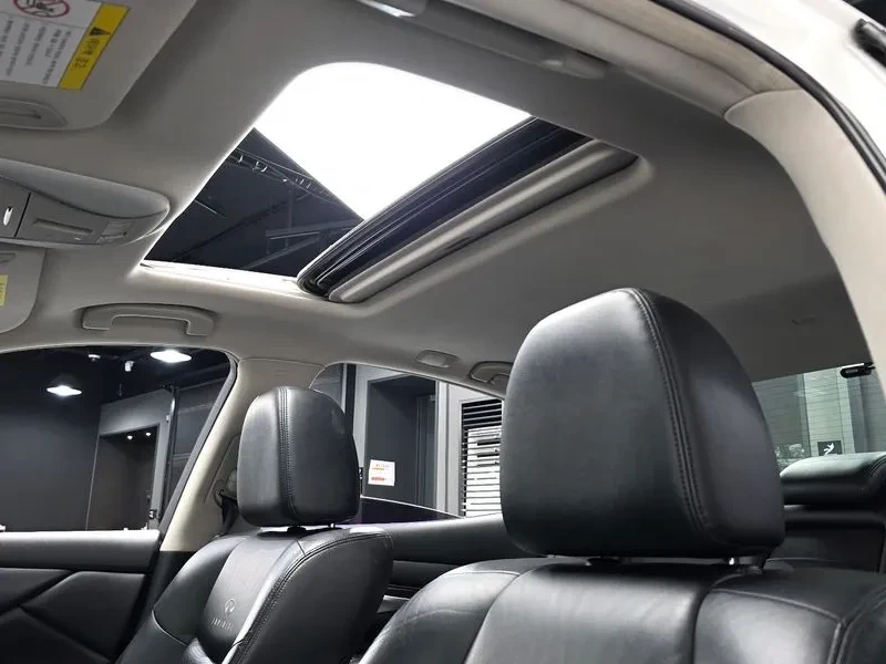 Infiniti M 37 3.7 - САМО 30% АВАНС, снимка 16 - Автомобили и джипове - 56285480