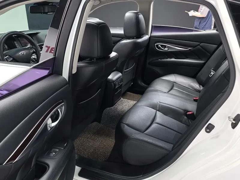 Infiniti M 37 3.7 - САМО 30% АВАНС, снимка 12 - Автомобили и джипове - 56285480