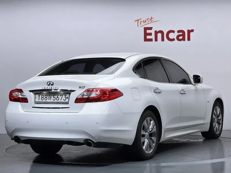 Infiniti M 37 3.7 - САМО 30% АВАНС, снимка 2 - Автомобили и джипове - 56285480