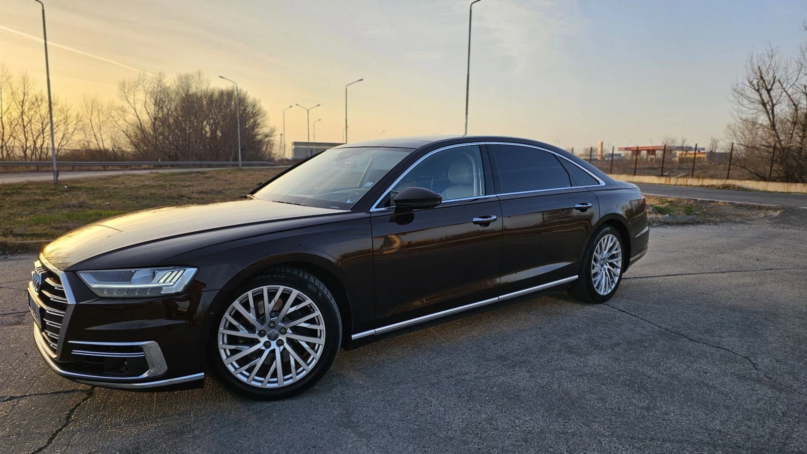 Audi A8 A 8 Long 55 TFSI бензин/hybrid  - изображение 6