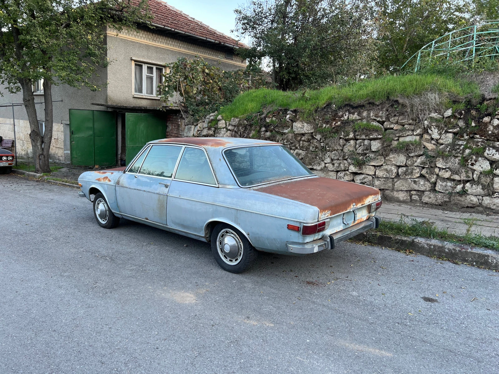 Audi 100 LS - изображение 3