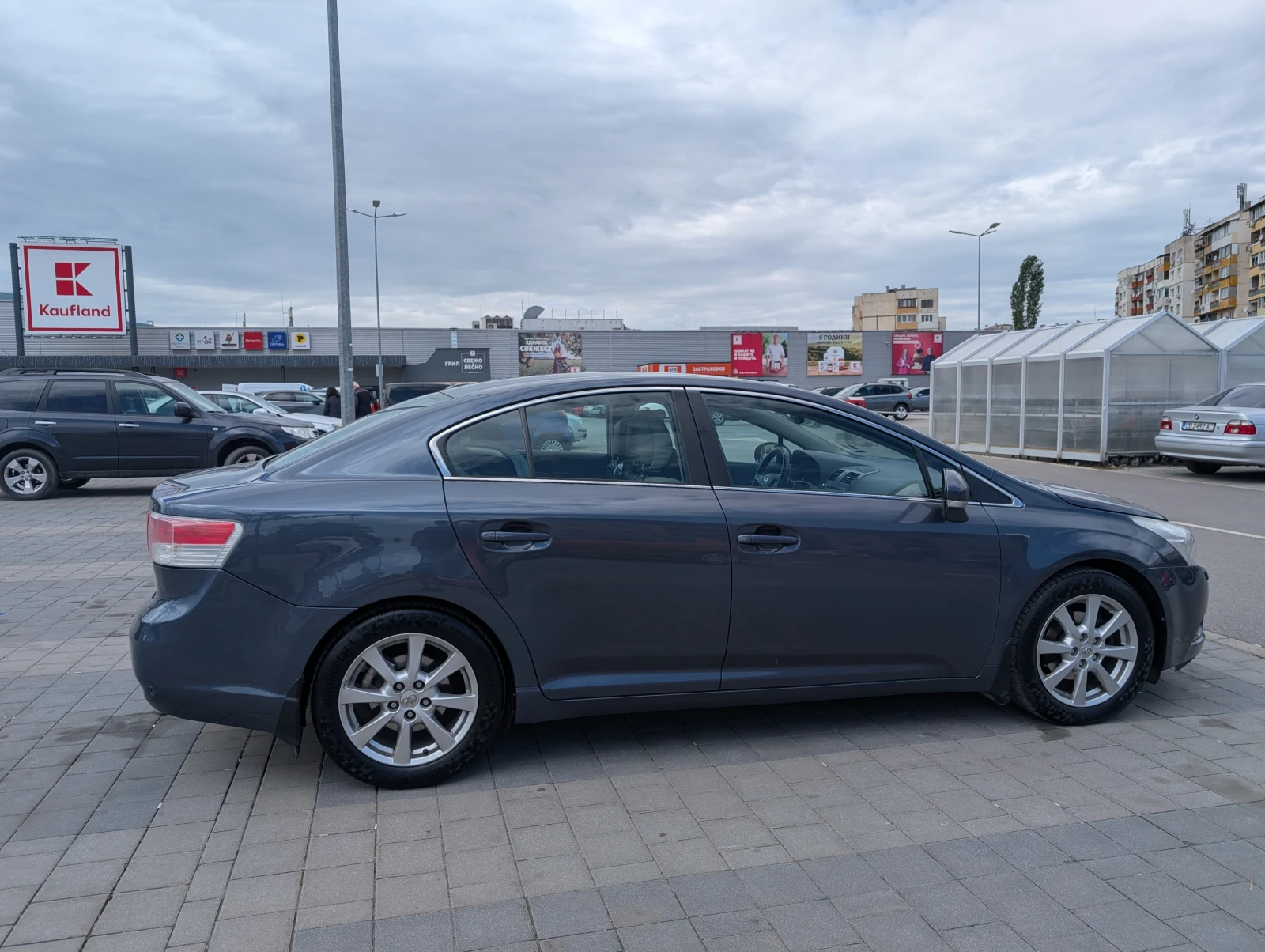 Toyota Avensis  - изображение 3