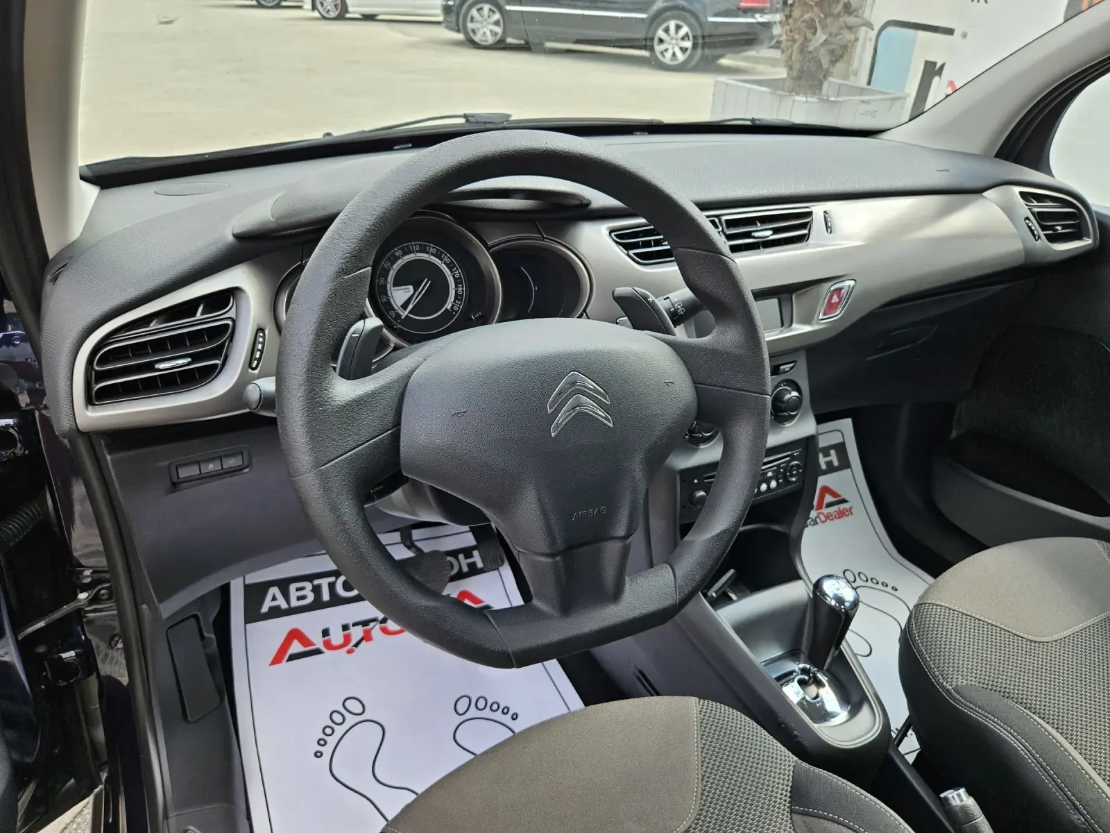 Citroen C3 1.2i-82кс= АВТОМАТ= 163.000км= СЕРВИЗНА ИСТОРИЯ - изображение 8