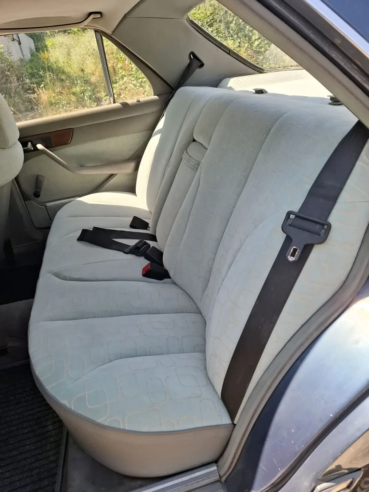 Mercedes-Benz 126 380SE - изображение 8