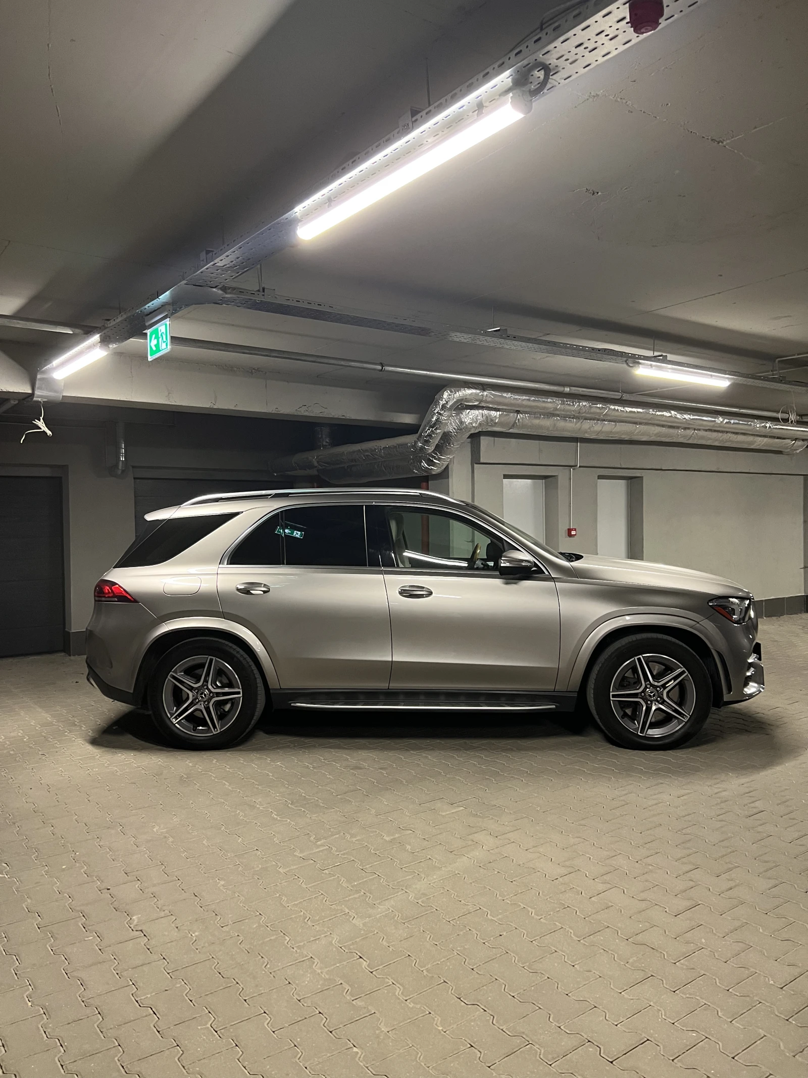 Mercedes-Benz GLE 450 AMG - изображение 3
