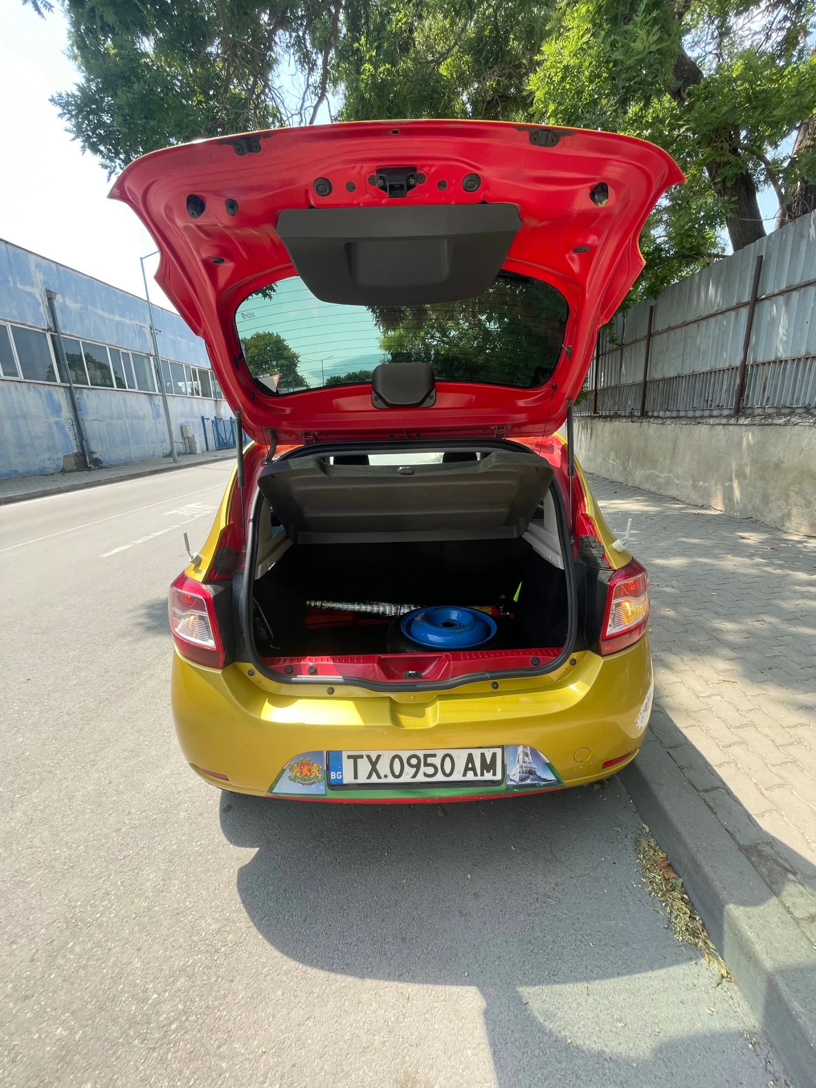 Dacia Sandero  - изображение 6