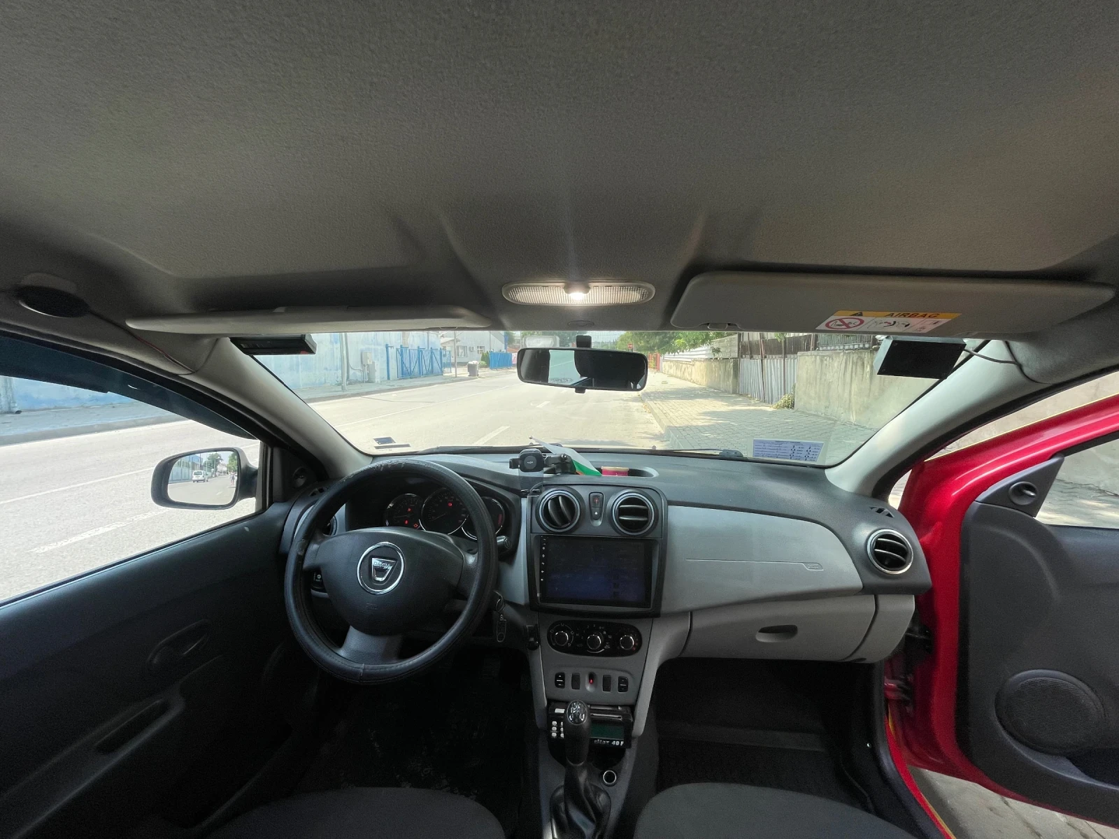 Dacia Sandero  - изображение 10