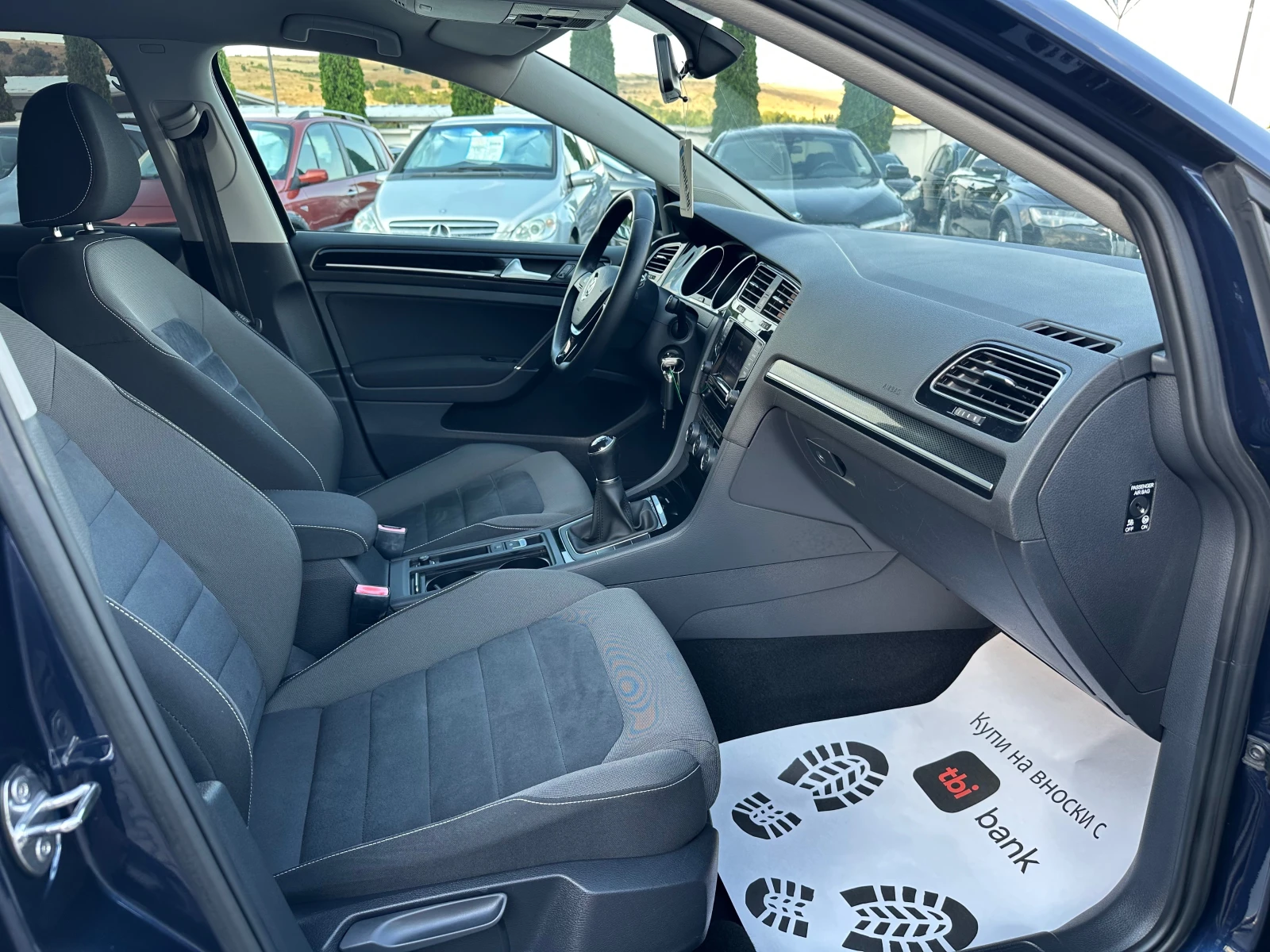 VW Golf HIGHLINE* NAVI* 1.6TDI* TOP*  - изображение 9