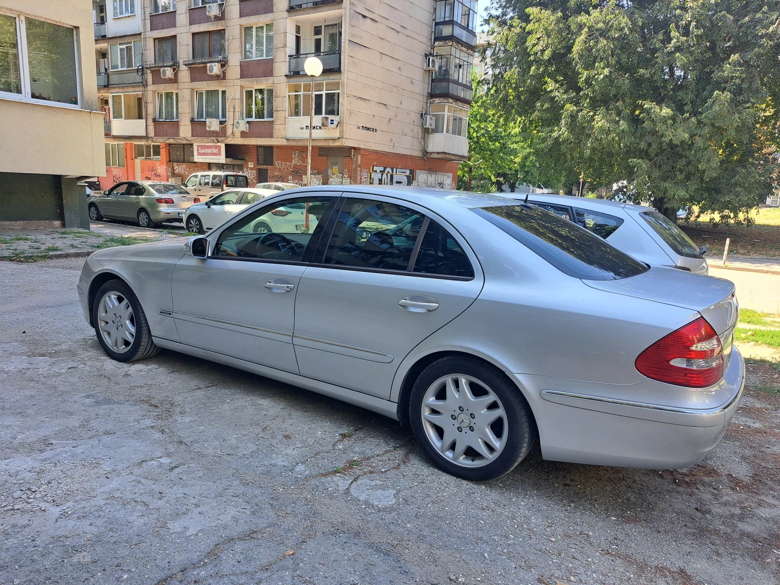 Mercedes-Benz E 270  - изображение 4