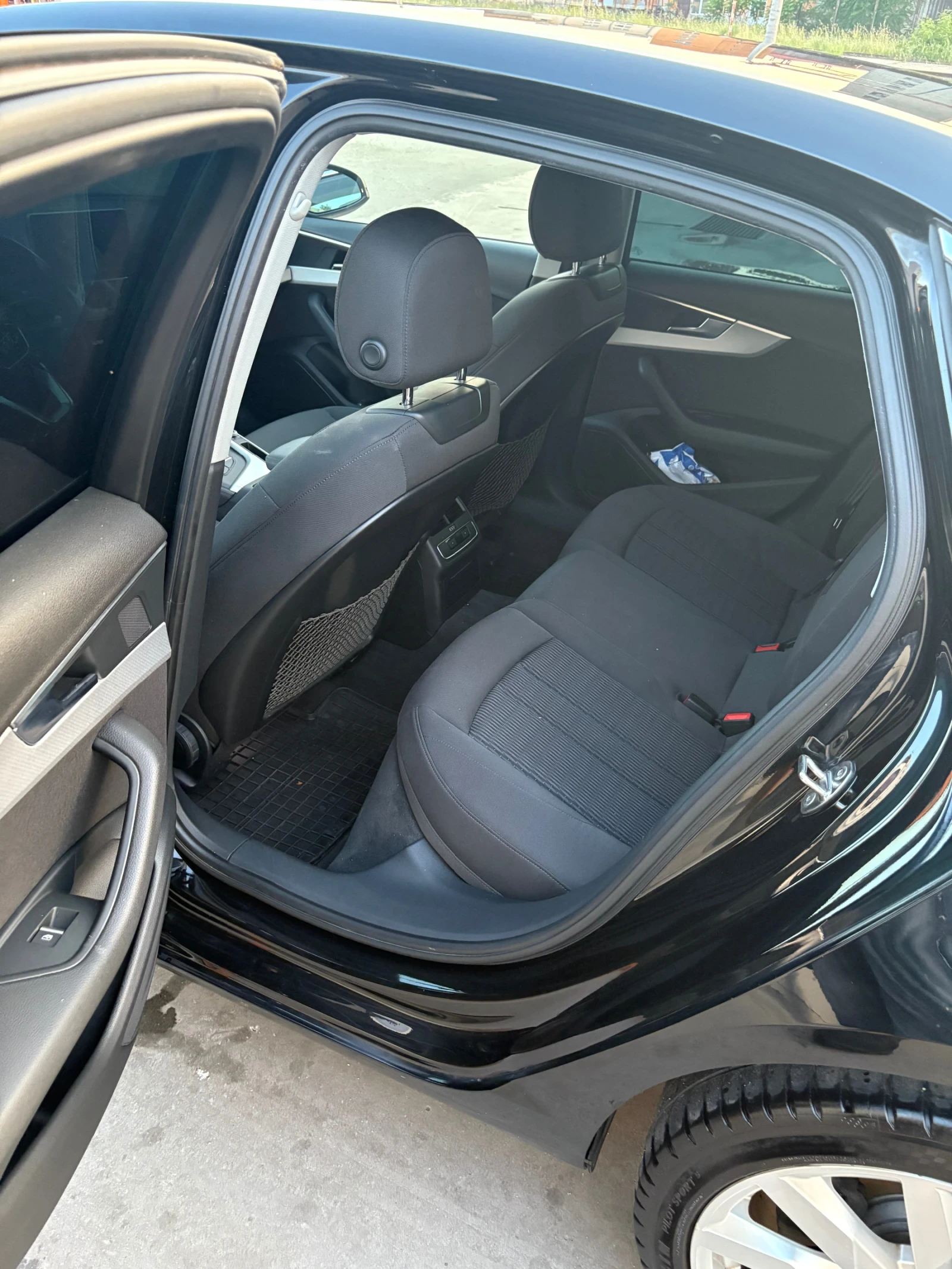 Audi A4 А4 B9 - изображение 6