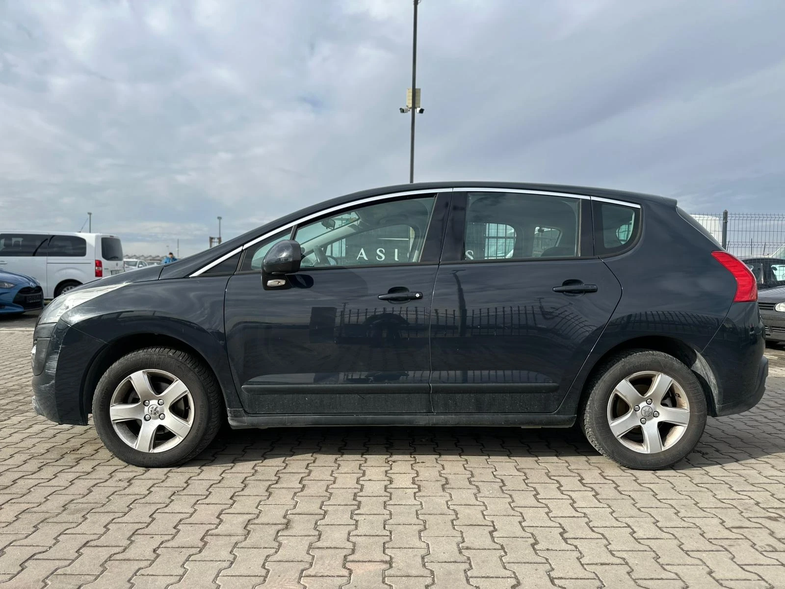 Peugeot 3008 / 1.6 HDI / 109 HP / AUTOMAT /  - изображение 2