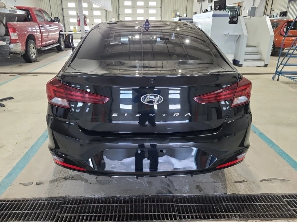 Hyundai Elantra * PREFERRED * CARFAX * ЦЕНА ДО БГ - изображение 6