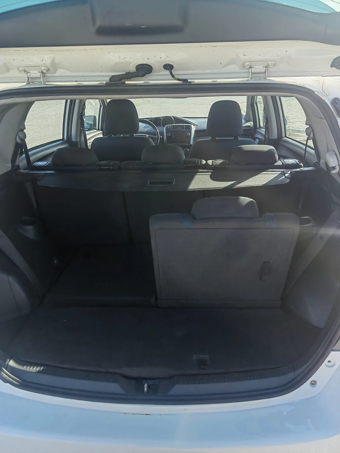 Toyota Verso, снимка 5 - Автомобили и джипове - 53776624