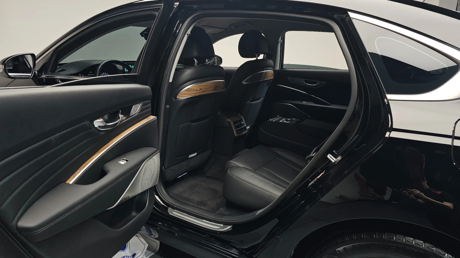 Kia K9 Platinum* 3.8* GDI* Navi* Camera* АВТОКРЕДИТ, снимка 13 - Автомобили и джипове - 54578153