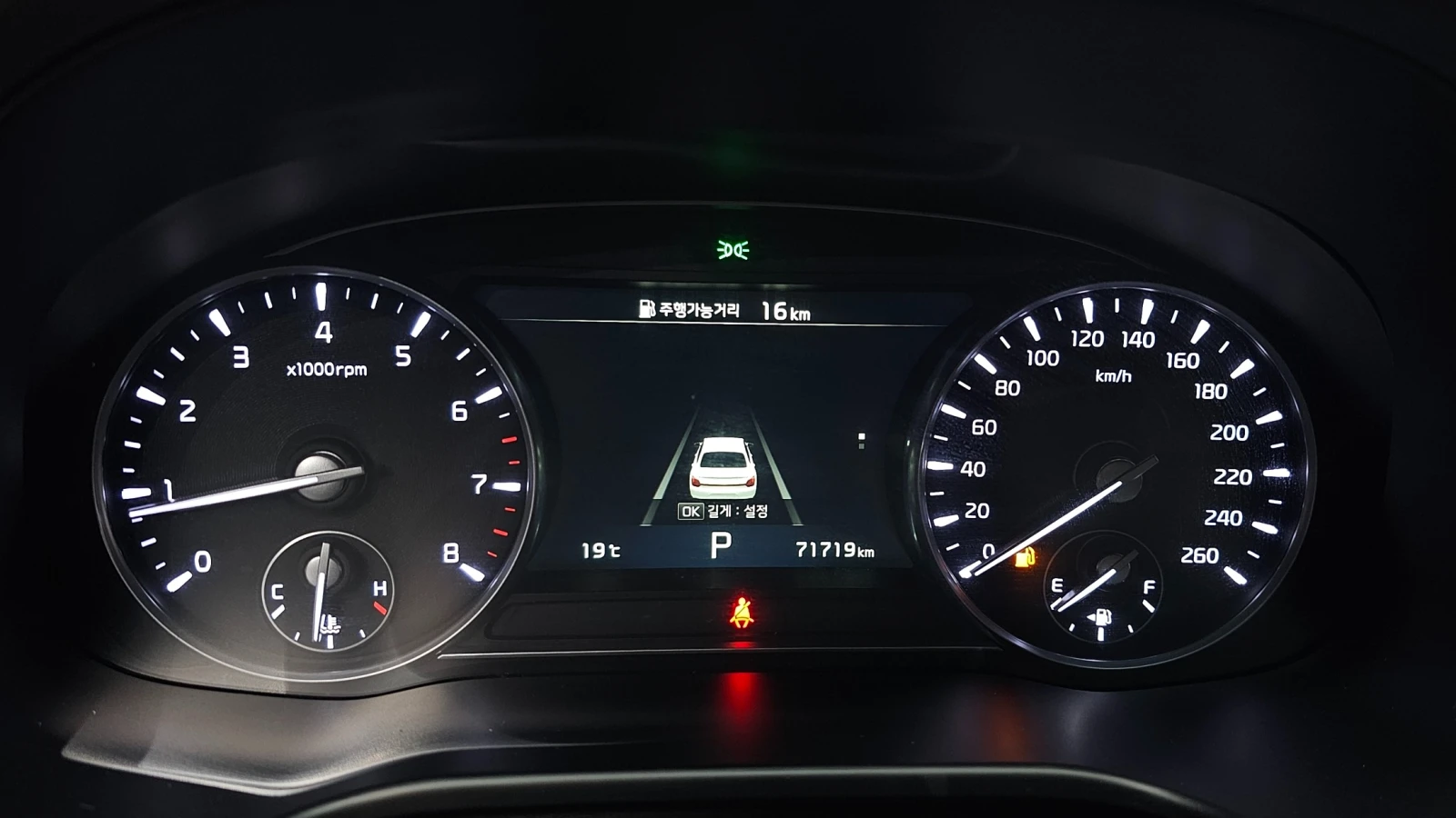Kia K9 Platinum* 3.8* GDI* Navi* Camera* АВТОКРЕДИТ, снимка 10 - Автомобили и джипове - 54578153