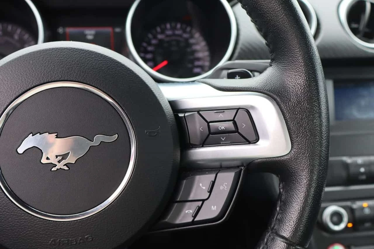 Ford Mustang * EcoBoost Coupe | No Accident | Clean Carfax * CA, снимка 11 - Автомобили и джипове - 55047575