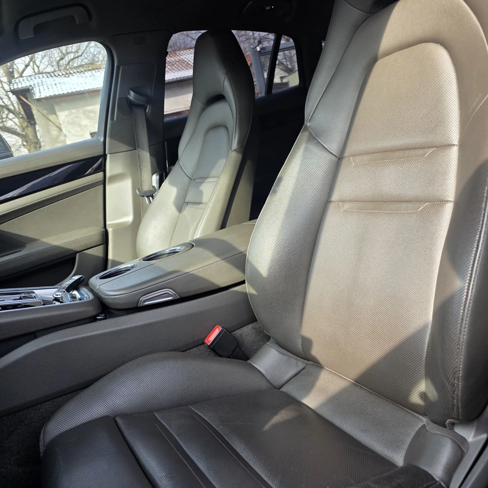 Porsche Panamera 4/Бартер , снимка 9 - Автомобили и джипове - 55085173